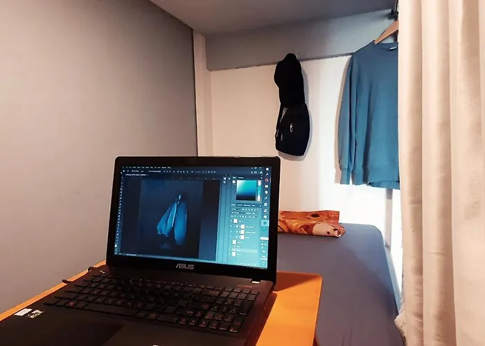 Tiny Room Hostel Toyapakeh
